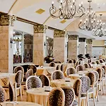 Hotel Imperial Palace