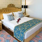 Imperial Palace 4*