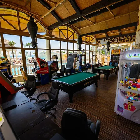 מלון Imperial Palace