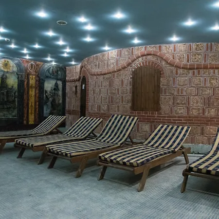 Imperial Palace מלון