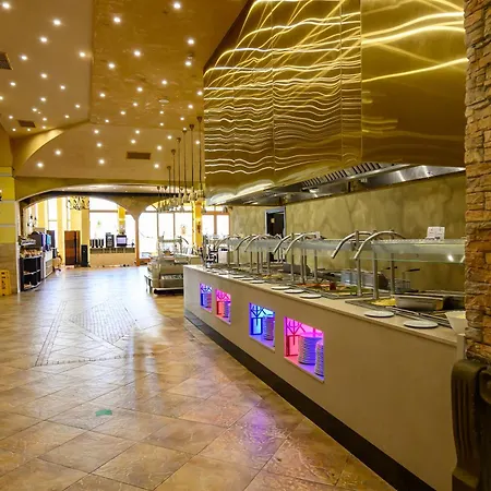 Imperial Palace 阳光海滩