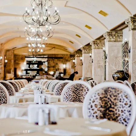 Imperial Palace Slăntjev Brjag