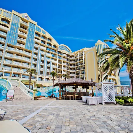 Imperial Palace 酒店 阳光海滩