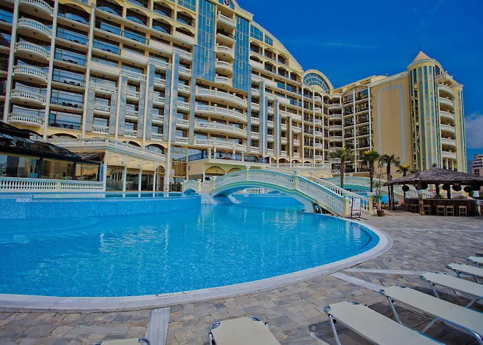 Imperial Palace סאני ביץ'