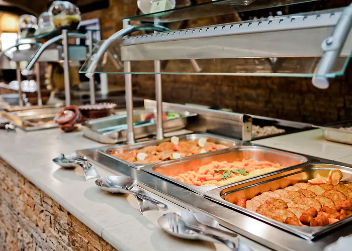 Imperial Palace 4* סאני ביץ'