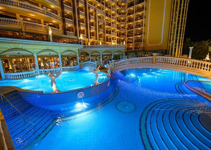 מלון Imperial Palace 4*