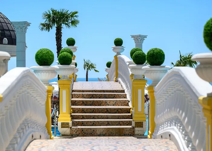 Imperial Palace מלון סאני ביץ'