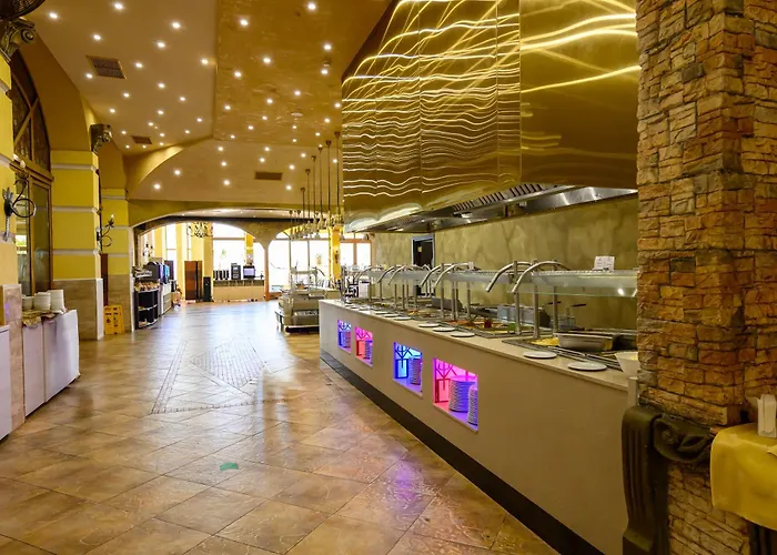 Imperial Palace סאני ביץ'