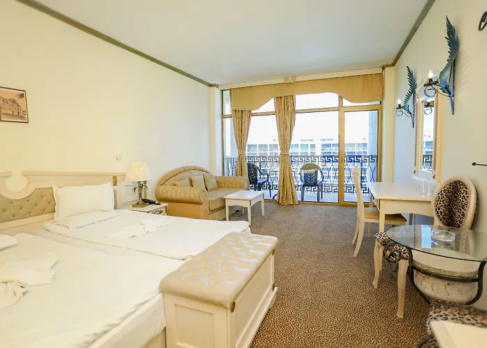 מלון Imperial Palace 4*